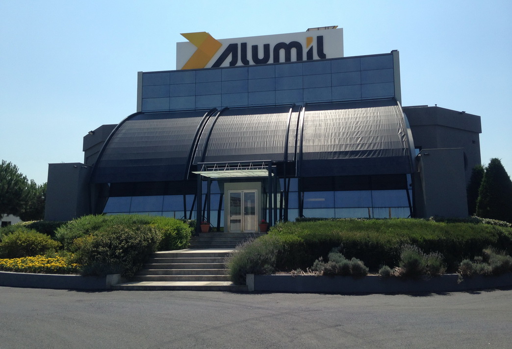 ALUMIL Showroom_1000